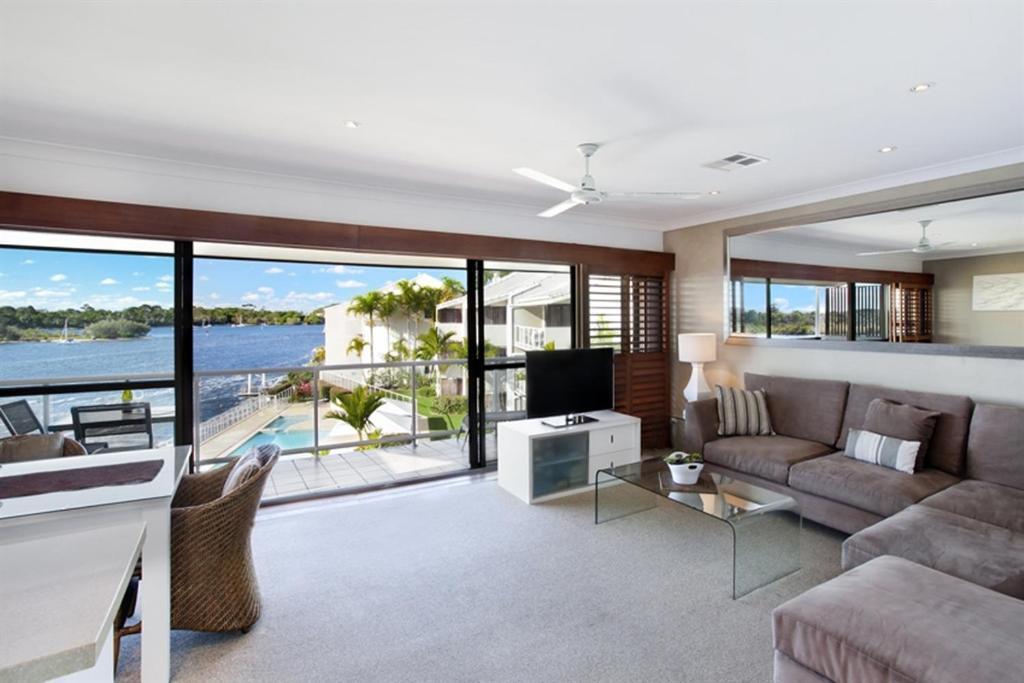 Noosa Shores Resort Екстер'єр фото