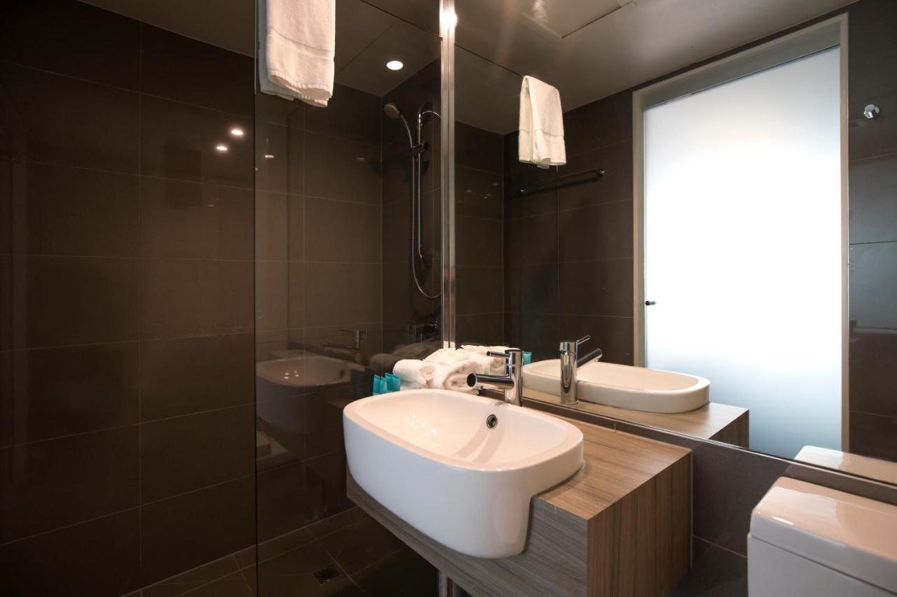 Noosa Shores Resort Екстер'єр фото