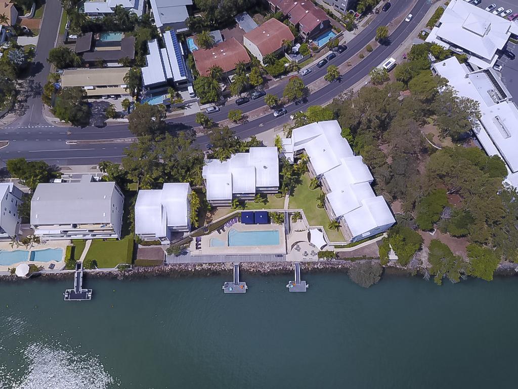 Noosa Shores Resort Екстер'єр фото