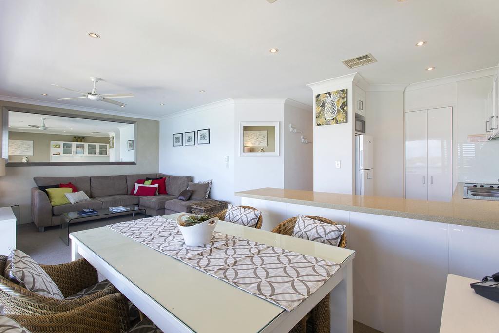 Noosa Shores Resort Екстер'єр фото